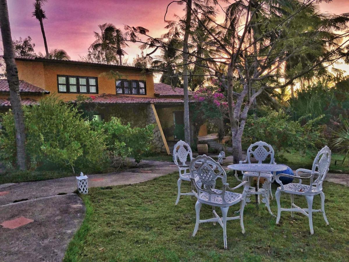 Enseada Dos Mares Beach Bungalows Сао Мигел до Гостосо Екстериор снимка